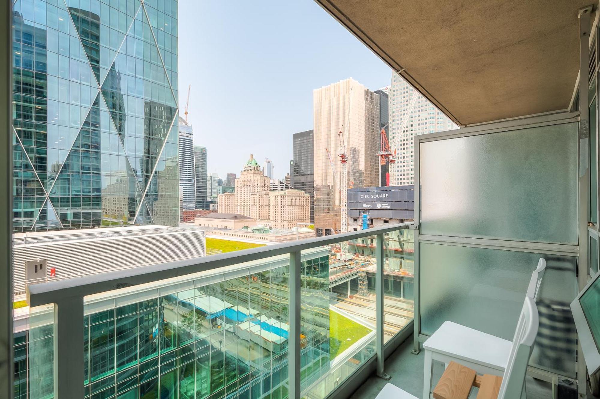 Rivetstays - The Yonge Toronto Eksteriør bilde