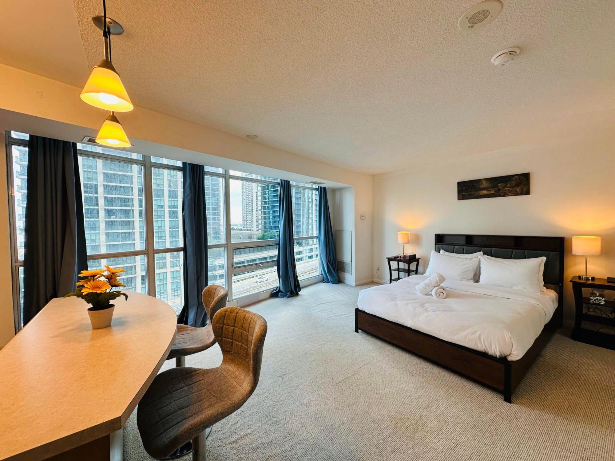 Rivetstays - The Yonge Toronto Eksteriør bilde