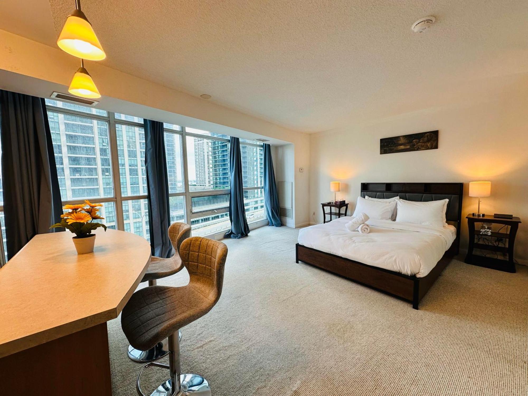 Rivetstays - The Yonge Toronto Eksteriør bilde