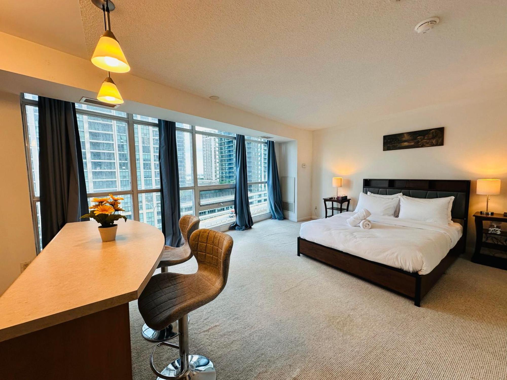Rivetstays - The Yonge Toronto Eksteriør bilde